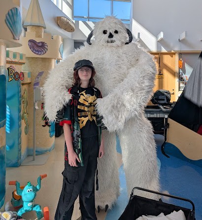 star wars cosplay wampa hospital visit